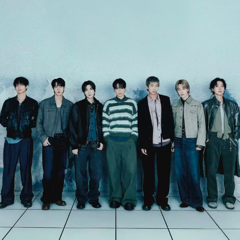 AboutMusicYT's tweet photo. BTS officially breaks Rolling Stones' seven year boxscore record. The group achieves the biggest monthly gross by a group since the chart began in 2019 ($127.8M), surpassing The Rolling Stones. https://t.co/YIDhx7Lc0W