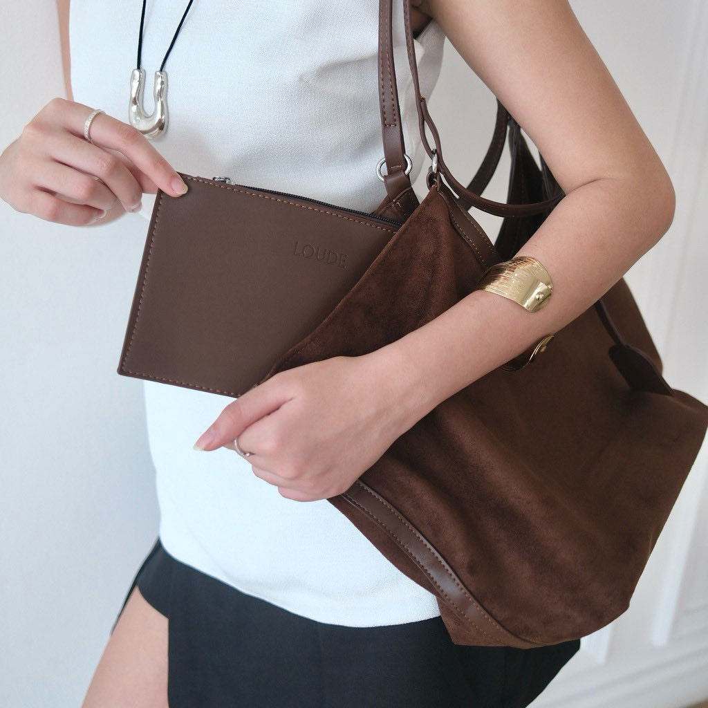 modestaichi's tweet photo. LOUDE abby tote bag

— udah include pouch kecil :)
@ https://t.co/MNMM917q23 https://t.co/imfot6MWbE