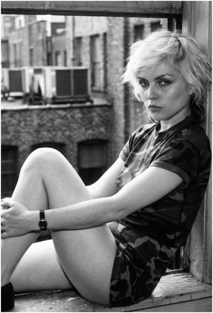 IArtioli's tweet photo. Debbie Harry https://t.co/w72zS7ccTN
