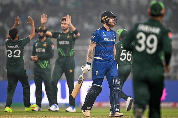 CrickTrack360's tweet photo. Pakistan will tour to England for five one-day Internationals and one test match against England in 2027. 🇵🇰🏴󠁧󠁢󠁥󠁮󠁧󠁿 

#pakistancricket #PakvsEng #cricket https://t.co/PuNJzDUZQF