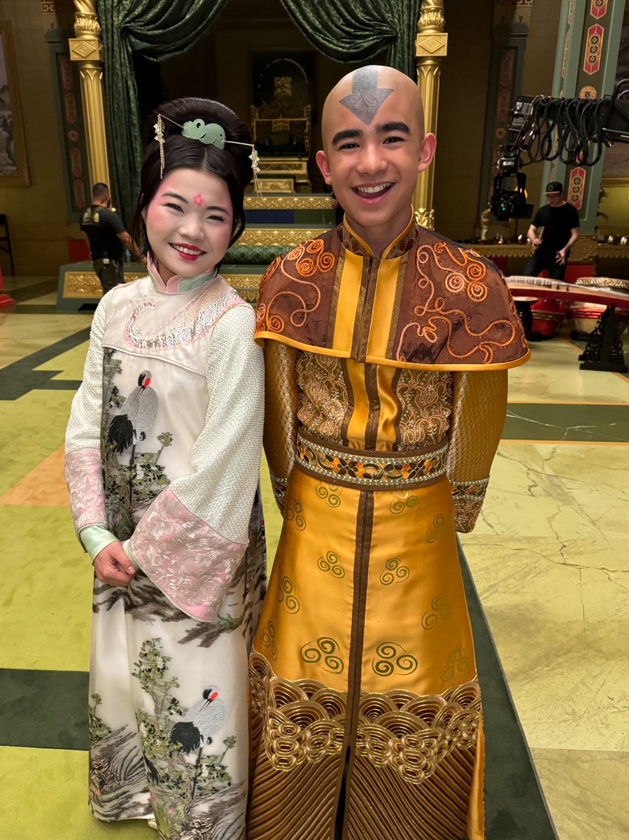 AvatarNetflix's tweet photo. Our close personal friends Aang and Toph 💚 https://t.co/M5Pjy0viLF