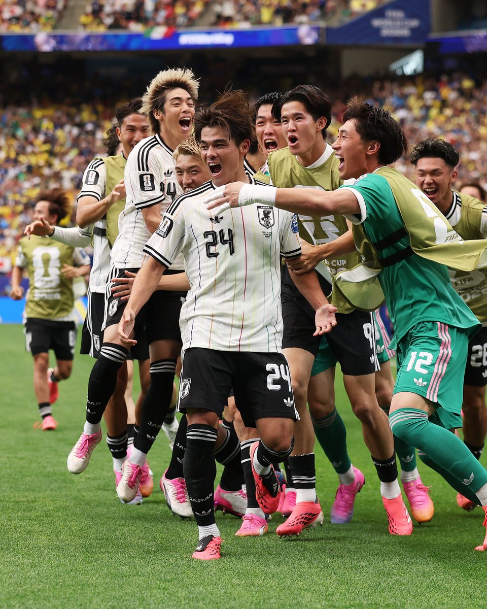 GoalJP_Official's tweet photo. 🇯🇵 佐野海舟のゴールで日本先制！⚽

ブラジル戦の前半29分、ボール奪取からドリブルで敵陣ゴール前へ、そのままゴール左隅にミドルシュートを決めた！

#SAMURAIBLUE #サッカー日本代表 https://t.co/l7DC9UGqlN