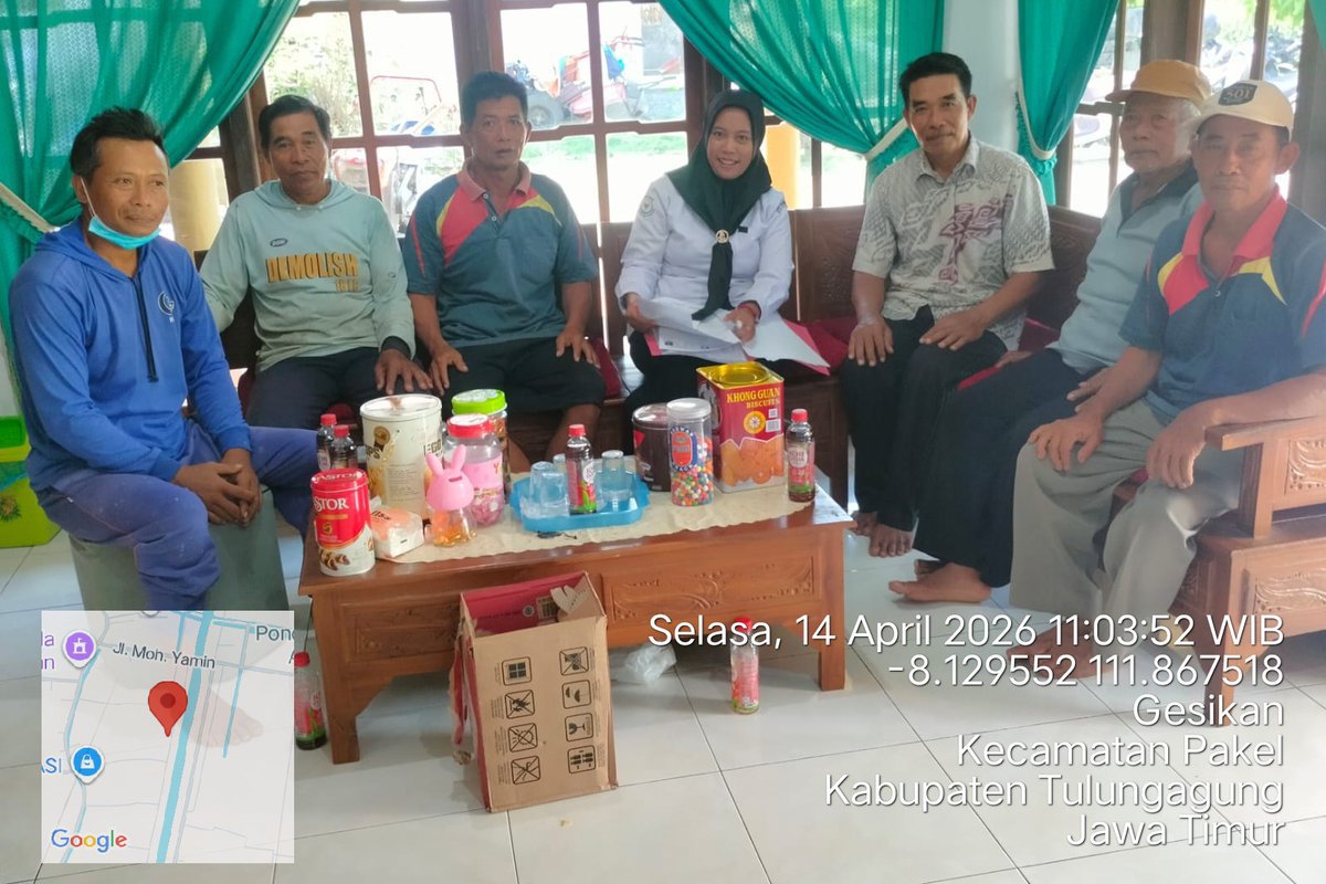 ingditameyer's tweet photo. Selasa (14/04/2026), Ing Dita Meyer O, Luhkan Kab. Tulungagung, di Pokdakan Ngaglik Jaya, Desa Gesikan, Kec. Pakel, Akses informasi program KKP mengenai pembersihan sampah plastik di sekitar aliran sungai oleh pembudidaya ikan @bppsdm_kp @bppsdm_pusluhkp @bppsdm_bp3bwi @LuhkanTLA https://t.co/nMv8a4YvKO