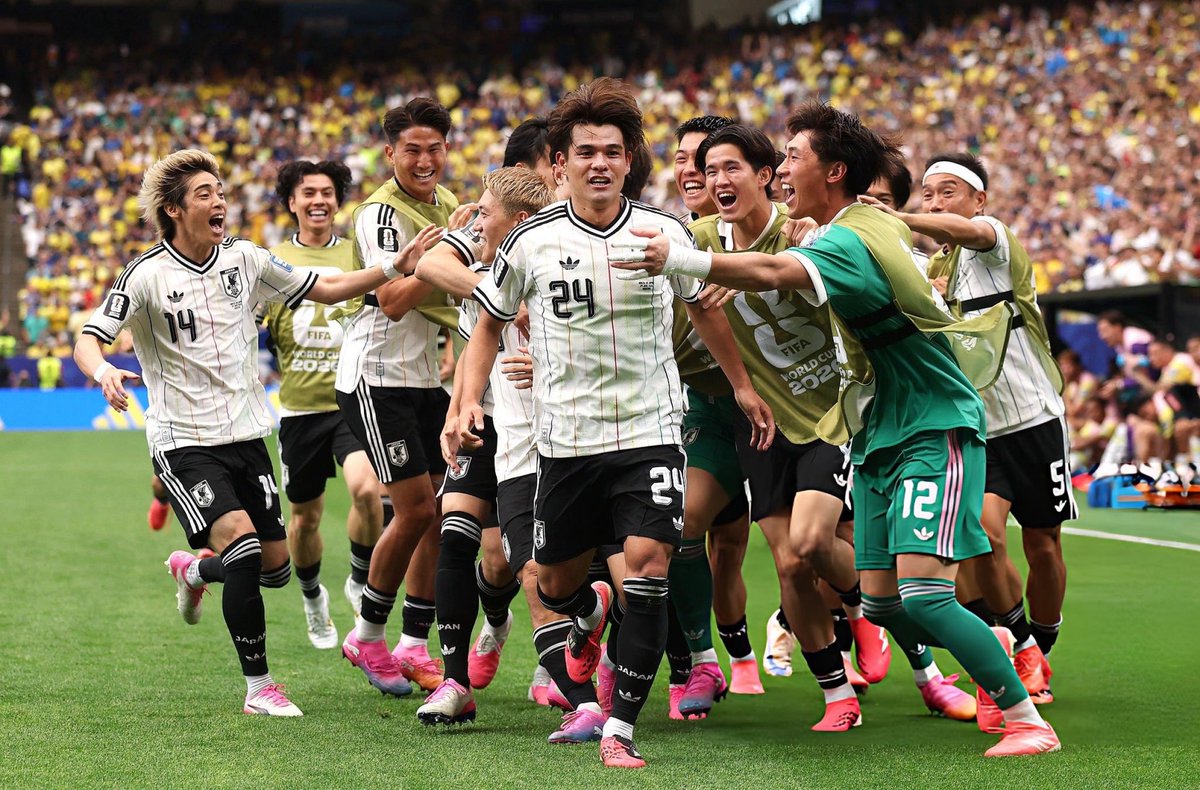 HQpcrt's tweet photo. 💙🇯🇵 #FIFAWorldCup https://t.co/j7pKjWL0Ng