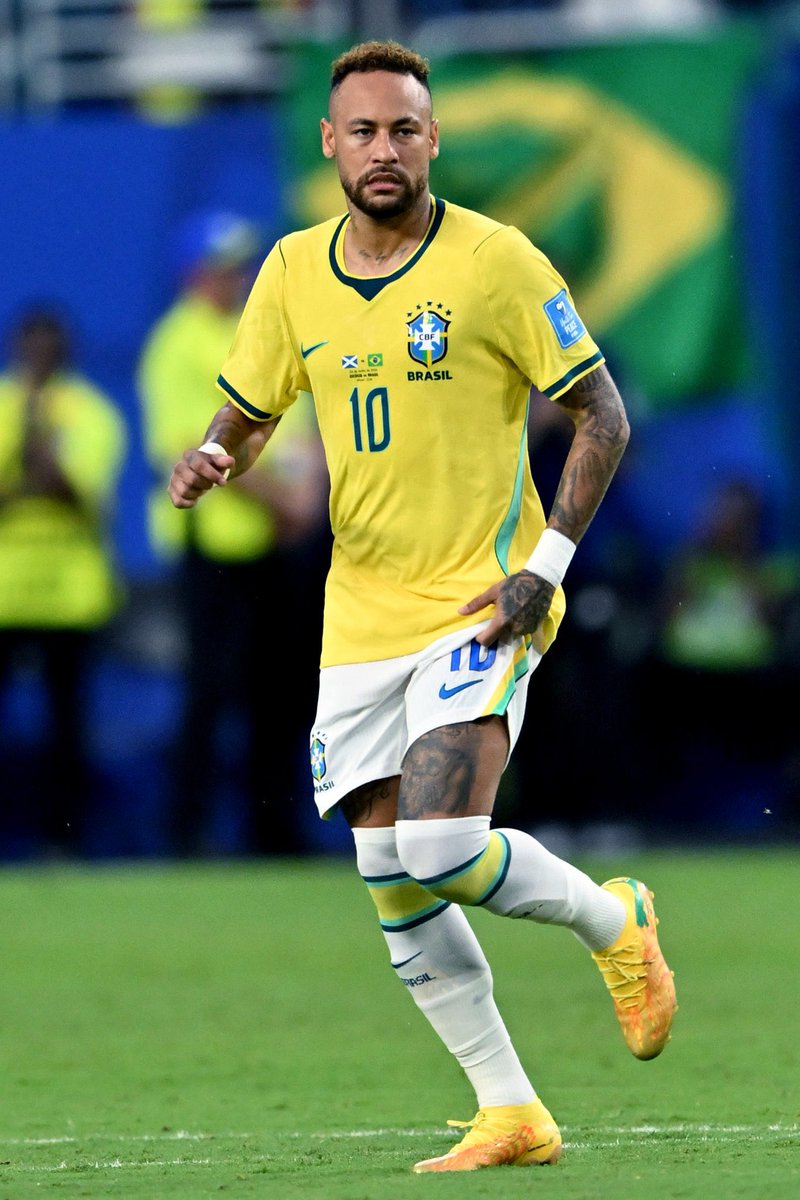 Leroyszn7's tweet photo. Brazil needs neymar right now. https://t.co/smgacxxYgS