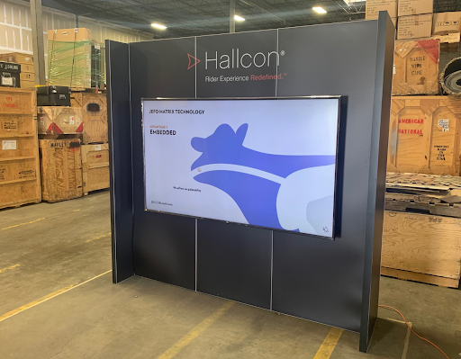 ExhibitAssociat's tweet photo. Big impact. Small footprint. Built by Exhibit Associates.
#TradeShow #TradeShowBooth #ExhibitDesign #CustomExhibits #TradeShowDisplays #BrandExperience #ExperientialMarketing #EventMarketing #BoothDesign #ExhibitAssociates https://t.co/j5UfSHdVLL