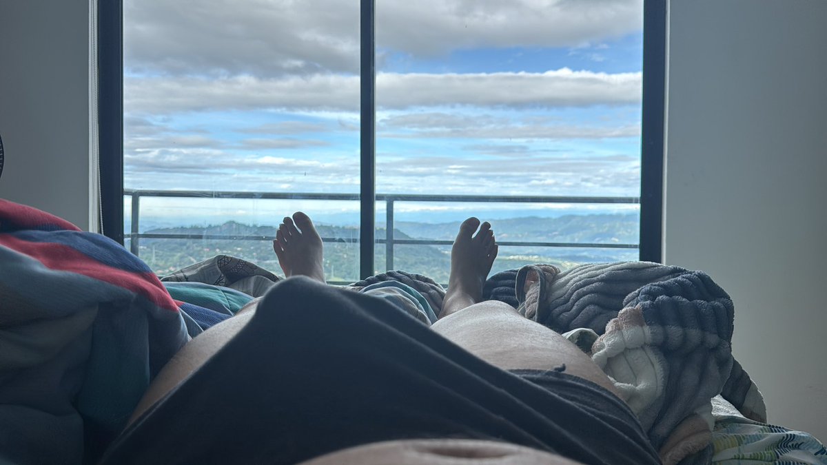 Wedgranado's tweet photo. Morning wood #findom #cashmaster https://t.co/UTG2XUVOkH