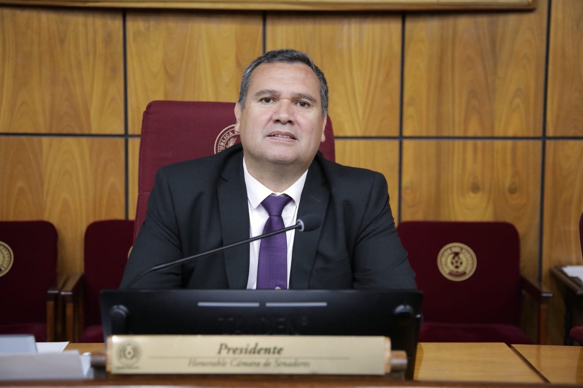 SenadoresPy's tweet photo. Predidida por el senador @DerlisMaidanaPy, se reúne la Comisión de Legislación, Codificación, Justicia y Trabajo @Legisla_senado. El encuentro se realiza de manera presencial y virtual desde la sala de sesiones del #SenadoPy https://t.co/K3NBposOMs