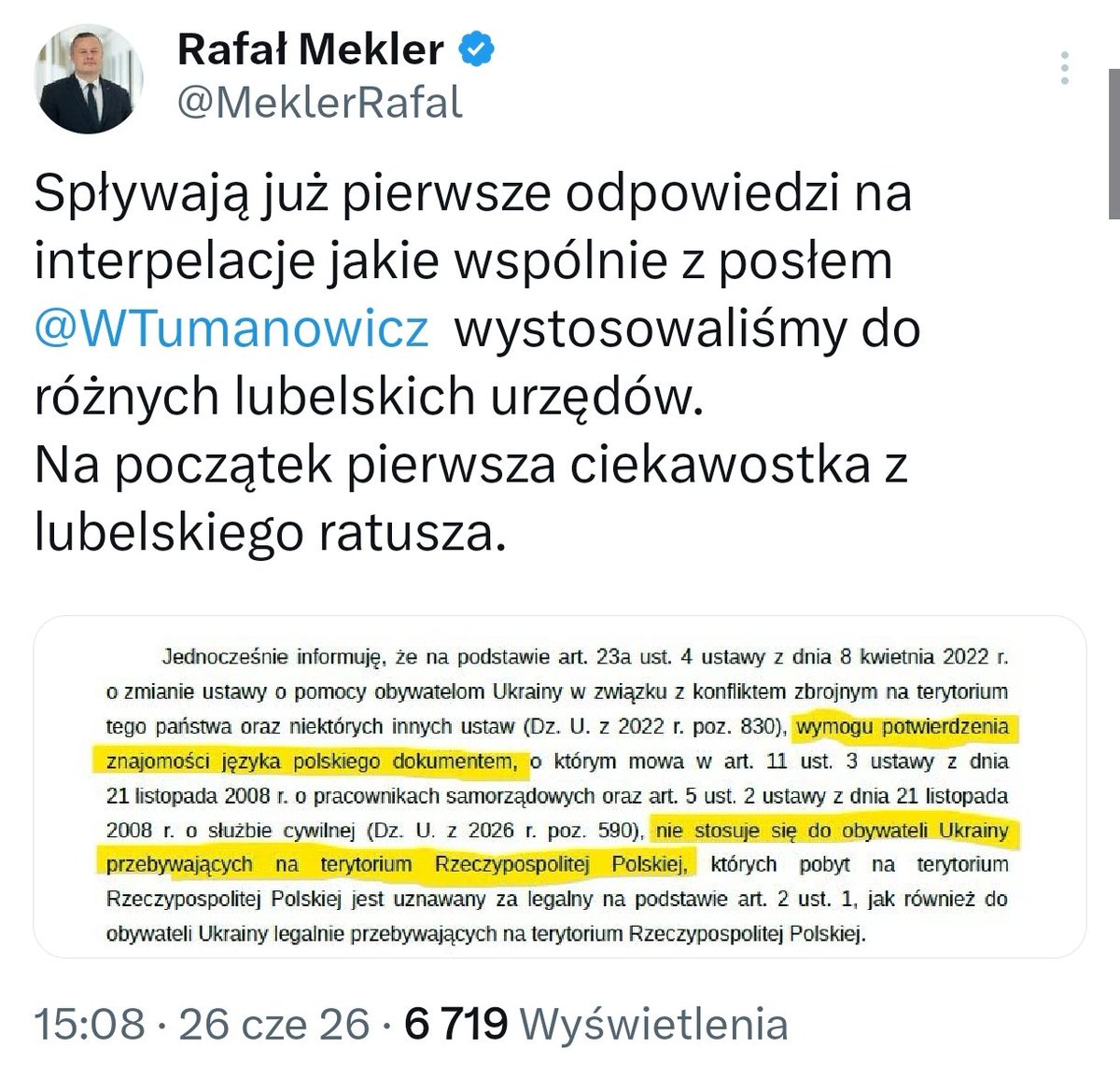 mordownik4u's tweet photo. 🚨Lublin: Ukraińcy zatrudniani w urzędzie miasta bez wymogu znajomości języka polskiego

Lubelski magistrat potwierdził, że przy zatrudnianiu obywateli Ukrainy nie wymaga znajomości języka polskiego – w przeciwieństwie do innych cudzoziemców. Zgodnie z odpowiedzią na interwencję poselską Konfederacji (@MeklerRafal i @WTumanowicz), wynika to z art. 23a ust. 4 ustawy z 8 kwietnia 2022 r. o pomocy obywatelom Ukrainy w związku z konfliktem zbrojnym. 

Aktualnie w Urzędzie Miasta Lublin pracuje 4 obywateli Ukrainy na stanowiskach:
✅zastępcy dyrektora,
✅podinspektora,
✅sekretarki,
✅pomocy administracyjnej.

Zagrożenie bezpieczeństwa❗

W Polsce w ostatnich latach znacząco wzrosła aktywność ukraińskiego wywiadu. Ukraińskie służby rekrutują ukraińskich imigrantów i namawiają ich do szpiegowania polskich urzędów oraz firm – chodzi o wynoszenie wrażliwych informacji. Polskie prokuratury prowadzą śledztwa w sprawach szpiegostwa na rzecz Ukrainy (często utajniane ze względu na status „sojusznika”).