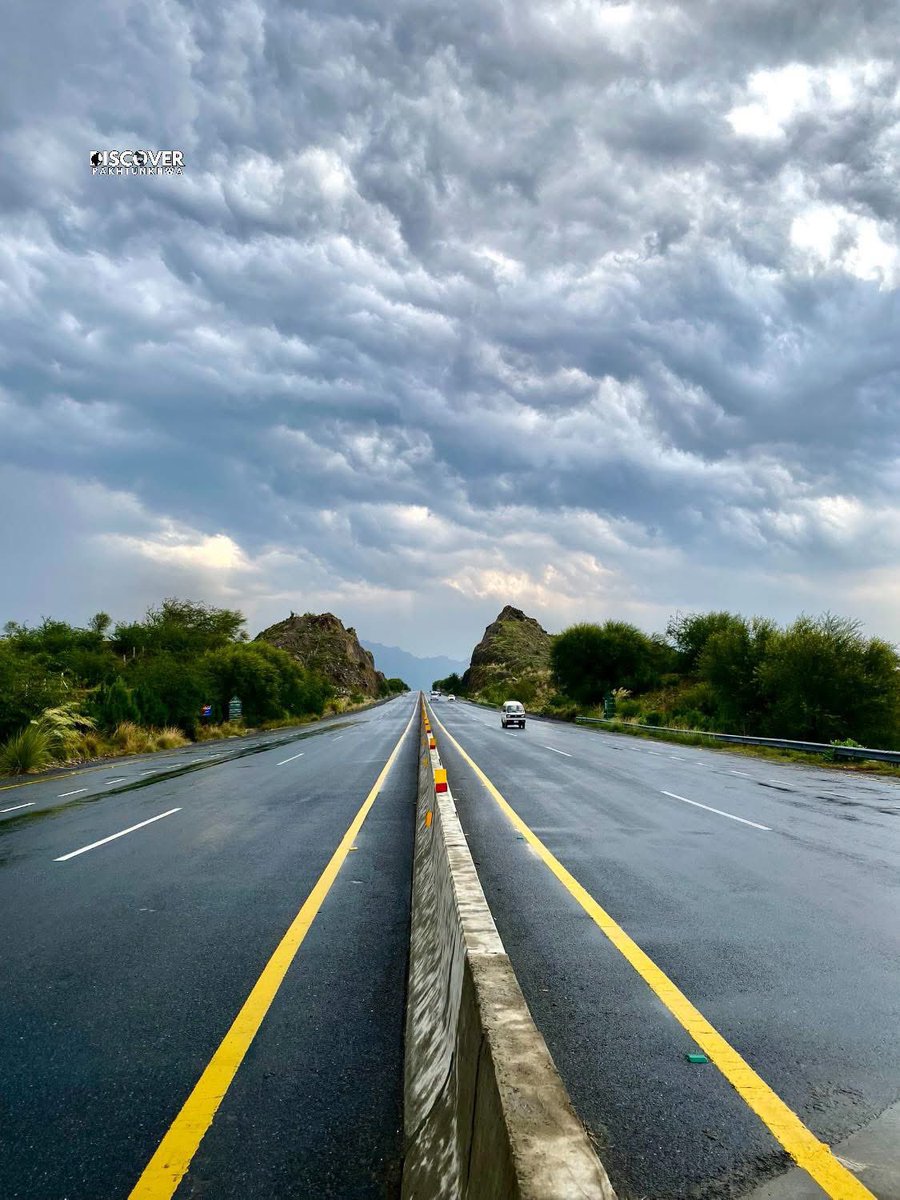 BeautyOfPaki's tweet photo. سوات موٹروے کا سب سے خوبصورت علاقہ
برمول گاؤں کاٹلنگ مردان https://t.co/GoE07gWFMD