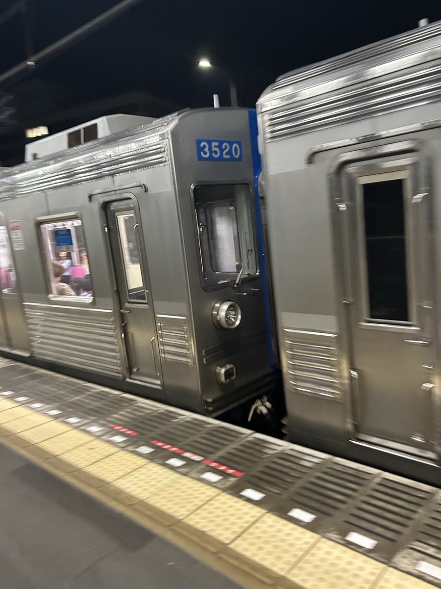 tsk12369588's tweet photo. 全カットハイビでしたさよなら https://t.co/dAS0mapaX0