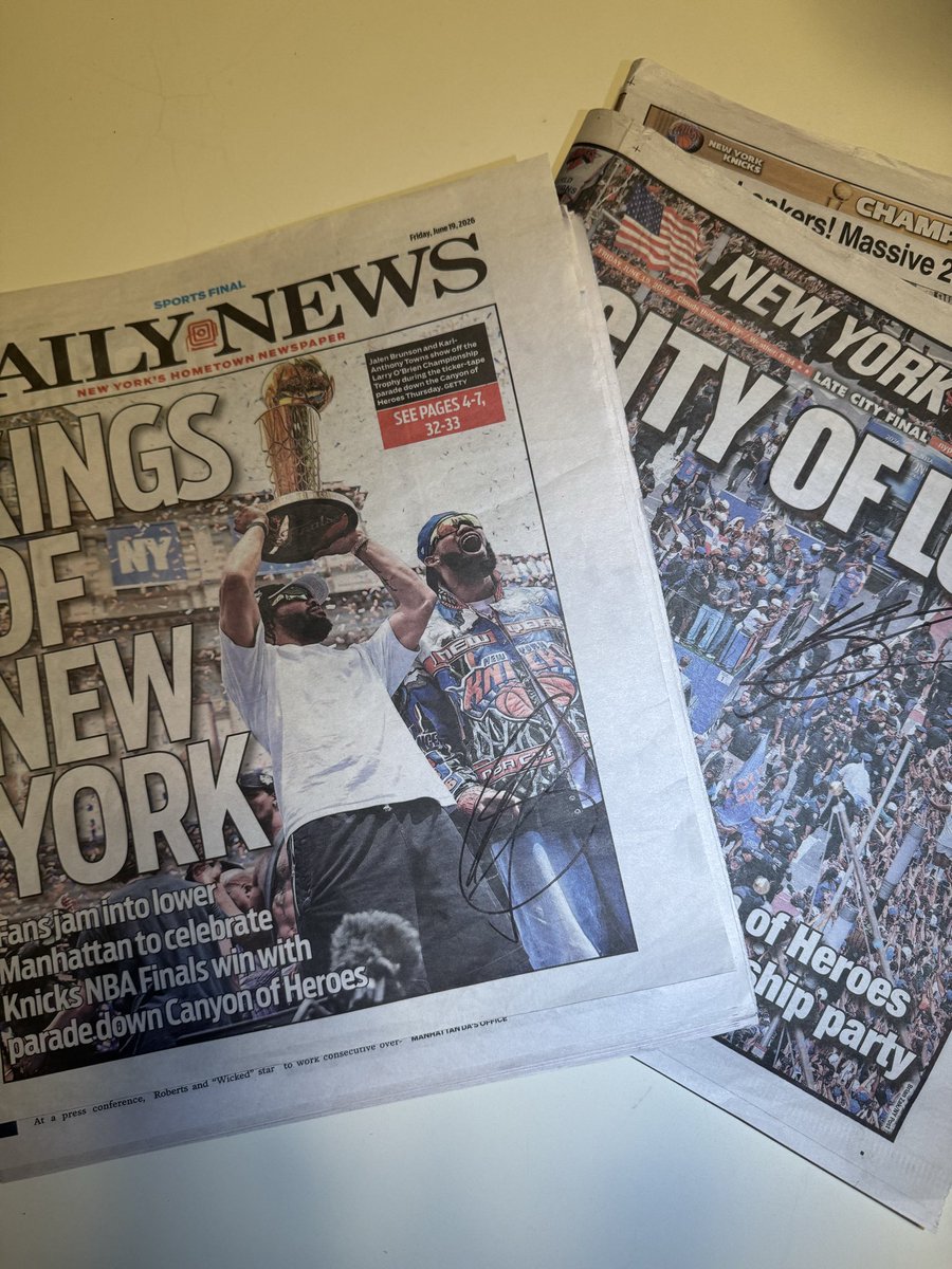 danny_knicks's tweet photo. DAAAAAAAAMN IT FEELS GOOD TO BE A CHAMP! 

Thank you @GoldinCo and @KarlTowns for having me. 

What a night…

#NEWYORKFOREVER #ALWAYSKNICKS https://t.co/qjjjELt38d