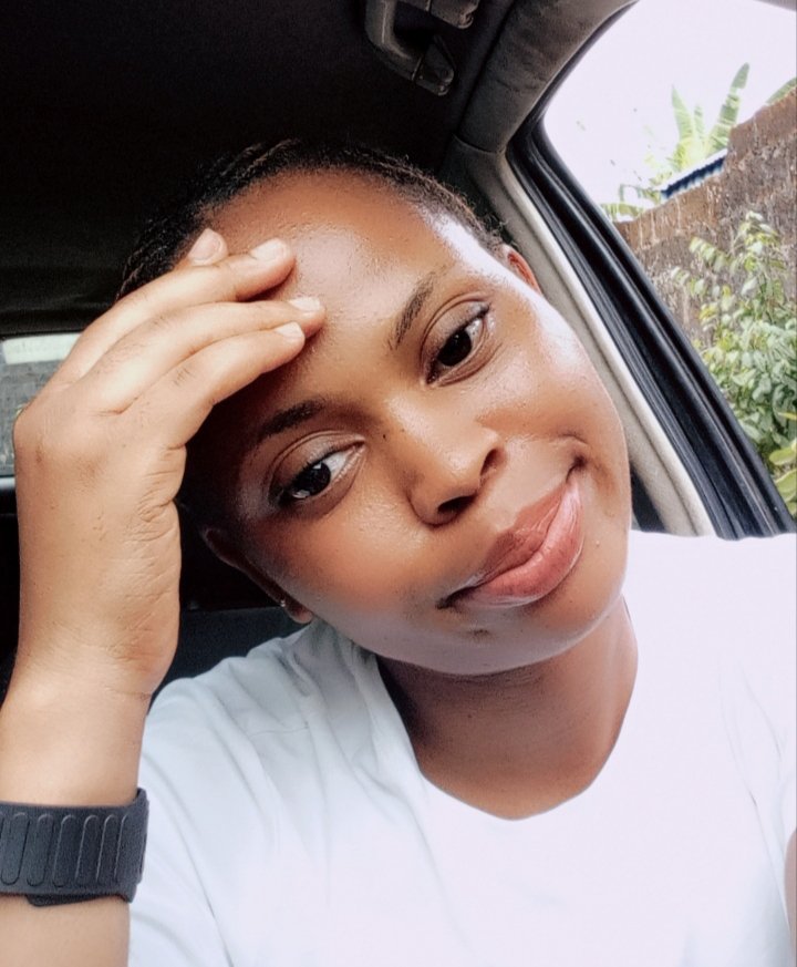Esther Etim tweet media