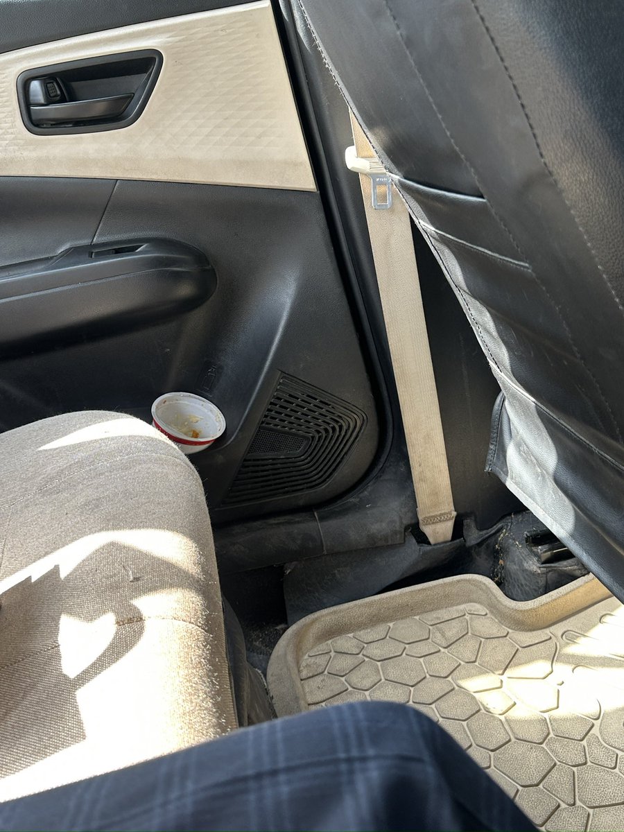 RichhariyaBB's tweet photo. Booked a @rapidoapp_ ride today and this was the state.Leftover food open box, shoe mark on seat, gutkha packets which the driver kept on eating during the 1.5 hour ride &amp; switching off AC during traffic jams.Horrible experience and no customer care response in app. @RapidoCares https://t.co/y08zZKFWzD