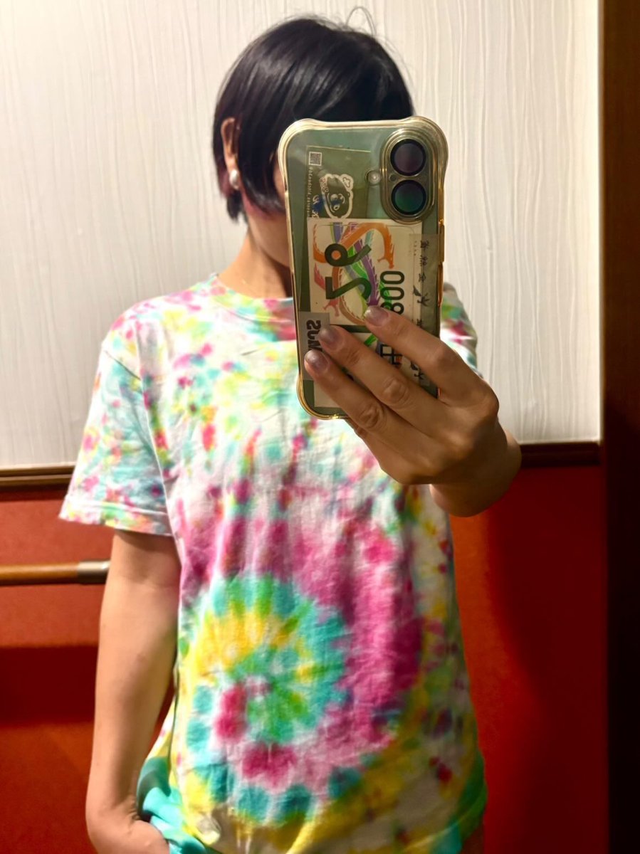 kkoouuggeenn's tweet photo. 先日のワークショップの参加されたお客さまから着用写真をいただきました🌈
とても似合っていますね😊
これからの季節にlもピッタリ👌
写真ありがとうございます(o^^o)/
#dmid2015
#タイダイ
#手染め
#ハンドメイド https://t.co/CGo2e9GC4I