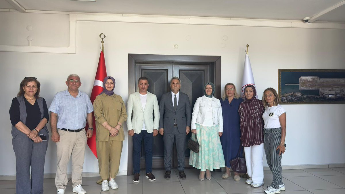 UABIXBolge's tweet photo. Memur-Sen Samsun İl Başkanı Sn. Hamdi YILDIZ, Memur-Sen Samsun Kadın Kolları Başkanı Sn. Melek ŞAHİN, Ulaştırma Memur-Sen Samsun Şube Bşk. Yrd.  Sn. Kemal ARSLAN, Ulaştırma Memur-Sen Samsun Kadın Kom. Bşk. Sn. Tuğba BESLER, TOÇ Bir-SEN Kadın Kom. Bşk. Sn. Meral ERGİN, Büro-Sen Kadın Kom. Bşk. Sn. Fatma ALPASLAN, Enerji Bir-Sen DSİ Kadın Kom. Bşk. Sn. Emine AKYÜREK ve Sağlık-Sen Kadın Kom. Bşk. Sn. Azize ŞANLI BAYRAM' a kurumumuza yapmış oldukları nazik ziyaret için teşekkür ederiz. @UabPersonelGM @Hamdiyildiz55  @Melek78559228