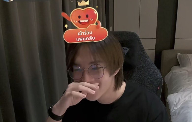 ununishappyy's tweet photo. นุนิวใส่อะไรที่ข้อมือ whoopเหรอออ

♡ #NuNew @CwrNew ♡ https://t.co/giRY1RoJv5