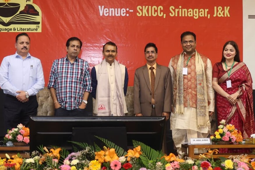 nalandalittfest's tweet photo. Session III of the SrinagarโNalanda Dialogue 2026 centered on Youth Innovation: Shaping the Future through Dialogue. Young ideas. Bold visions. Meaningful change.
๐ SKICC, Srinagar | 20 June 2026
#YouthInnovation #ShapeTheFuture #DialogueForChange #nalandalittfest https://t.co/dcKRVAQMpO