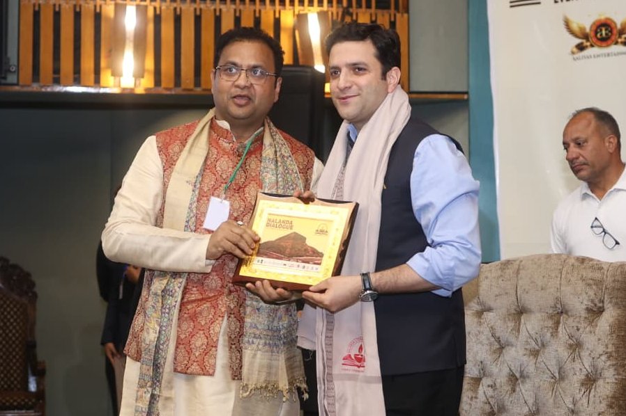 nalandalittfest's tweet photo. Session III of the SrinagarโNalanda Dialogue 2026 centered on Youth Innovation: Shaping the Future through Dialogue. Young ideas. Bold visions. Meaningful change.
๐ SKICC, Srinagar | 20 June 2026
#YouthInnovation #ShapeTheFuture #DialogueForChange #nalandalittfest https://t.co/dcKRVAQMpO