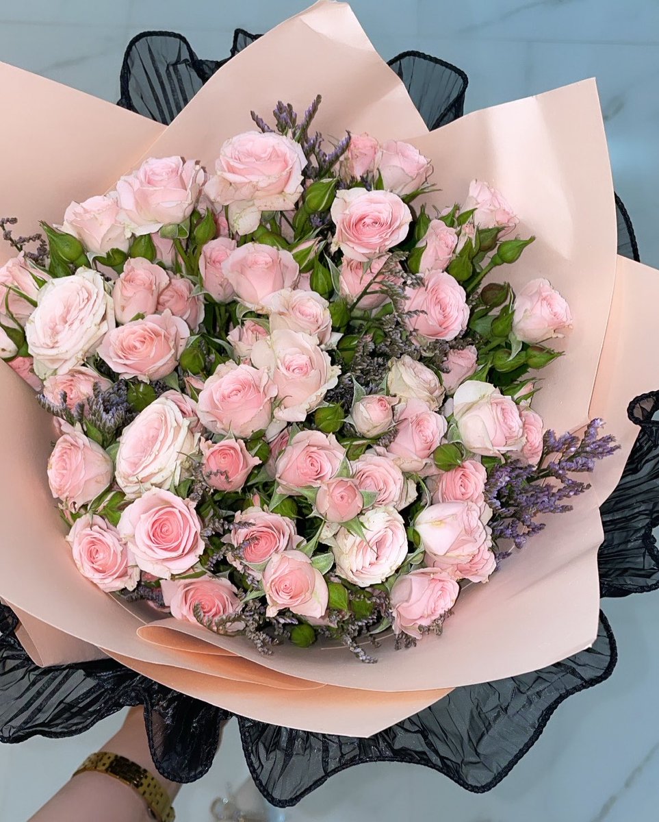 The_sh6's tweet photo. يا رضى ربي عليّ ويا كرم يمنى زماني 💘 https://t.co/TEgWtfAgGo