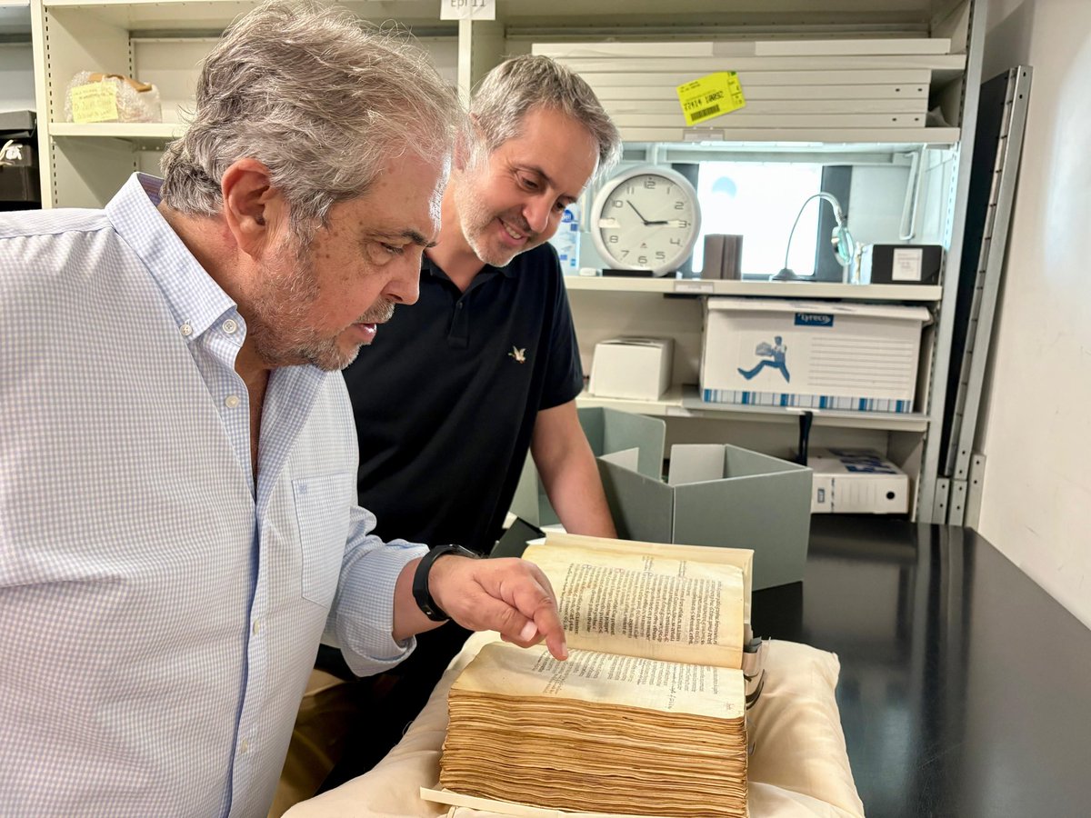 rabs2018's tweet photo. Montpeller, ciutat on varen néixer Jaume I i Jaume II, és escenari del rodatge d’ “Un regne dins la mar”, el documental impulsat pel @conselldemca per commemorar l’Any Jaume I i Jaume II.

Un projecte per divulgar el naixement de la Corona de #Mallorca i el seu llegat.

#història https://t.co/t9XMrnGZua