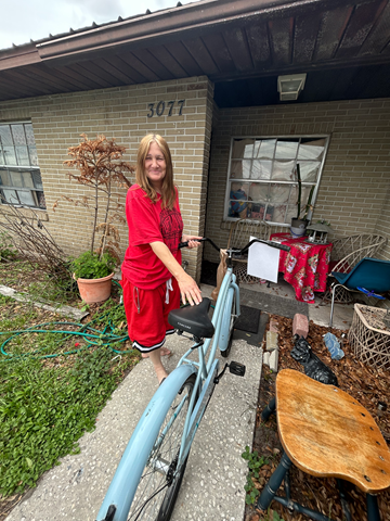 Bikes4Christ's tweet photo. "Ms. Thornburg said thank you for the bike. She will use it for running errands, appointments, and groceries."

Thank you,
Katherine
Senior Social Worker
Veteran Health Administration
US Department of Veterans Affairs

Change a life today: https://t.co/3iyZCnii8q https://t.co/K9JNy57pLw