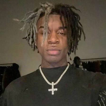 llllosta's tweet photo. Who yall think is better in 2026 honestly https://t.co/aWpr2XwyQg