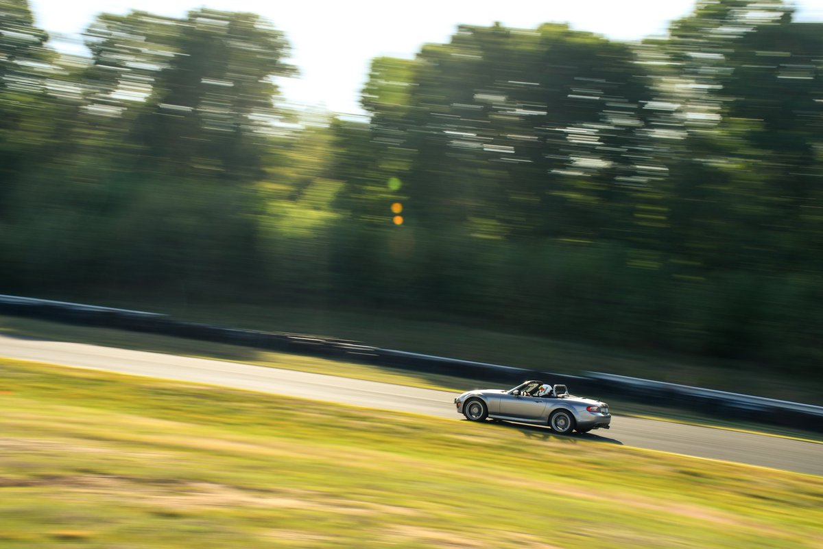 JustinHimself's tweet photo. It's all smiles #mx5 #miata https://t.co/Yp1JfIMgyO