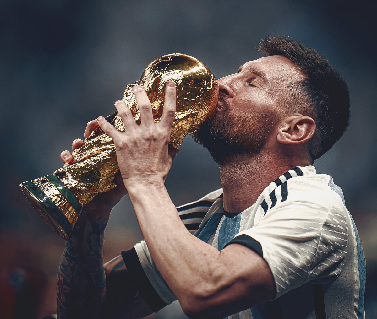 JeanPi507's tweet photo. Cuando Messi metio 7 goles en Qatar, franceses y madridistas llorando xq 3 goles fueron de penales. Ahora lleva 6 goles en 3 partidos, ninguno de penal, francés y madridistas llorando xq se los regalan.

Que tristeza ser antifutbol y lloron https://t.co/BY6K17J2Pm
