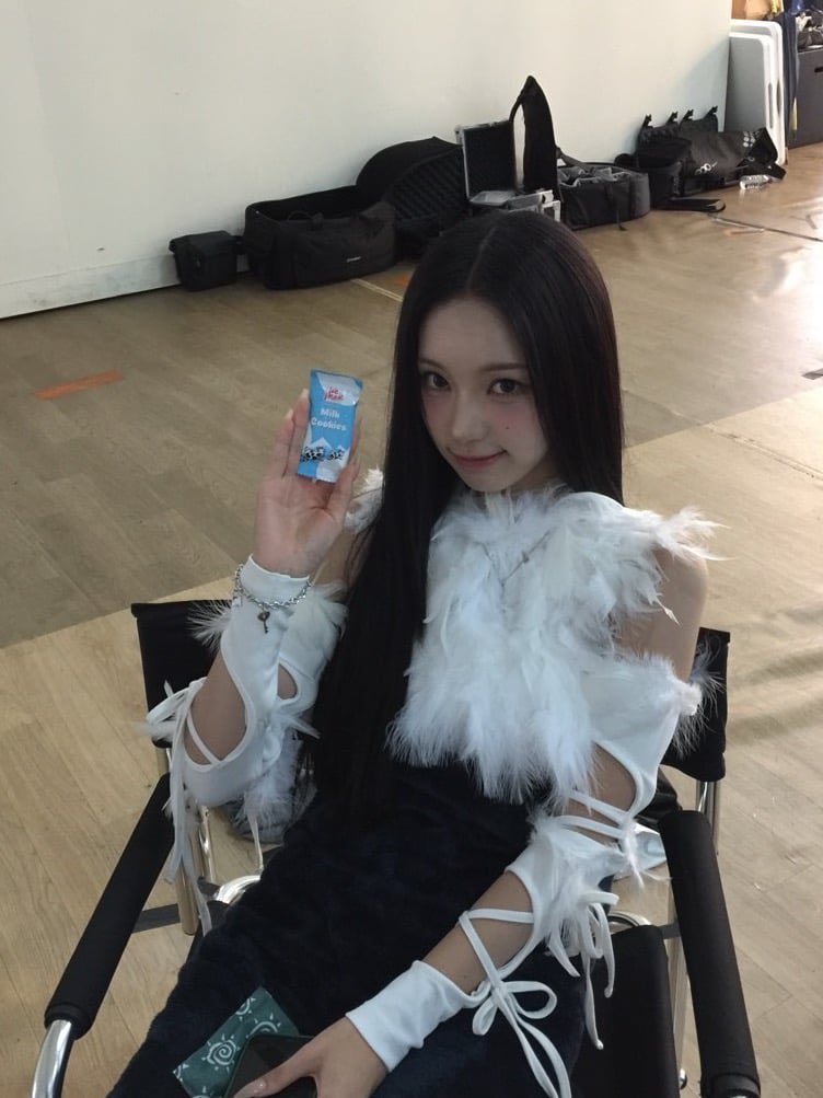눵왼아카이브 tweet media