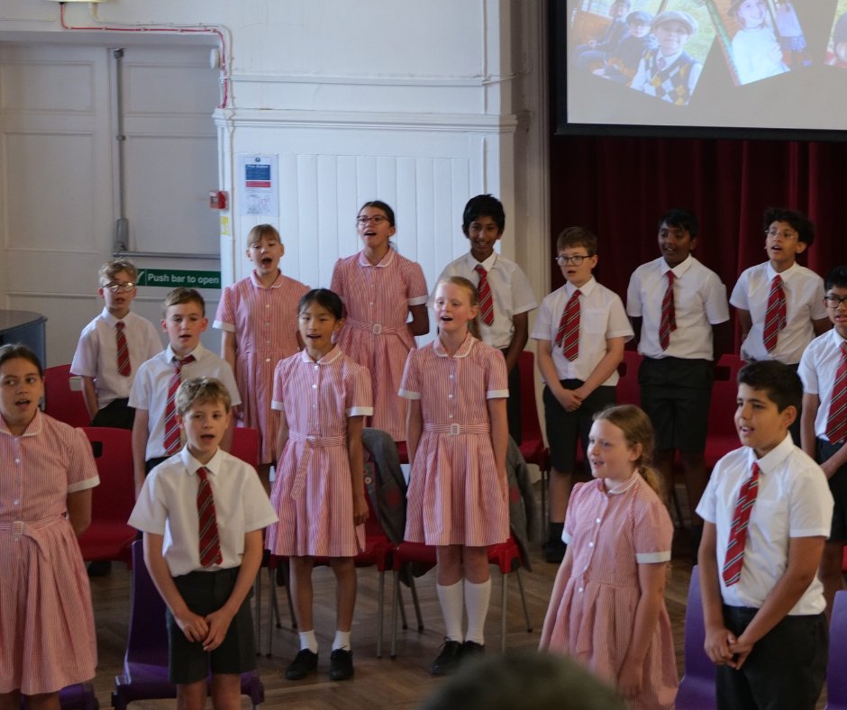 NULS_Prep's tweet photo. Mrs Thomson closed with beautiful words about our exceptional cohort.

“The thing that gets talked about most about this group  is how kind and lovely they are...they have been fantastic with our younger pupils and know that they are 100% ready for their next steps!"

#WeareNULS https://t.co/nruAmJGPj7