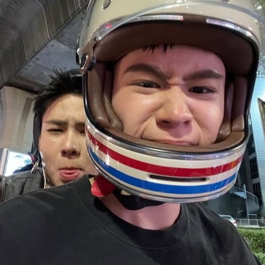 ccutecutej's tweet photo. พีคอยู่ในทุกdumpแต่ละเดือนของโฟ้คเสมอเลย รูป6ช่องที่มีพีคอยู่ อยู่ด้วยกัน เติบโตด้วยกันไปตลอดเลยน้าาาาา น่ารักจัง🥹😻🫳🏻  
( #vvolkvo  #pvy_peak ) https://t.co/auVv21OAMB