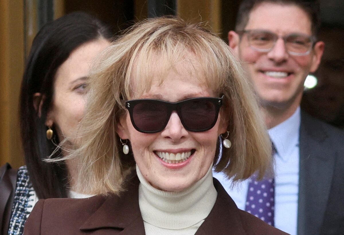 PpollingNumbers's tweet photo. News - President Trump must pay E. Jean Carroll $5 million after the Supreme Court declined to hear his appeal of the sexual abuse verdict. https://t.co/65tnQ69T5l