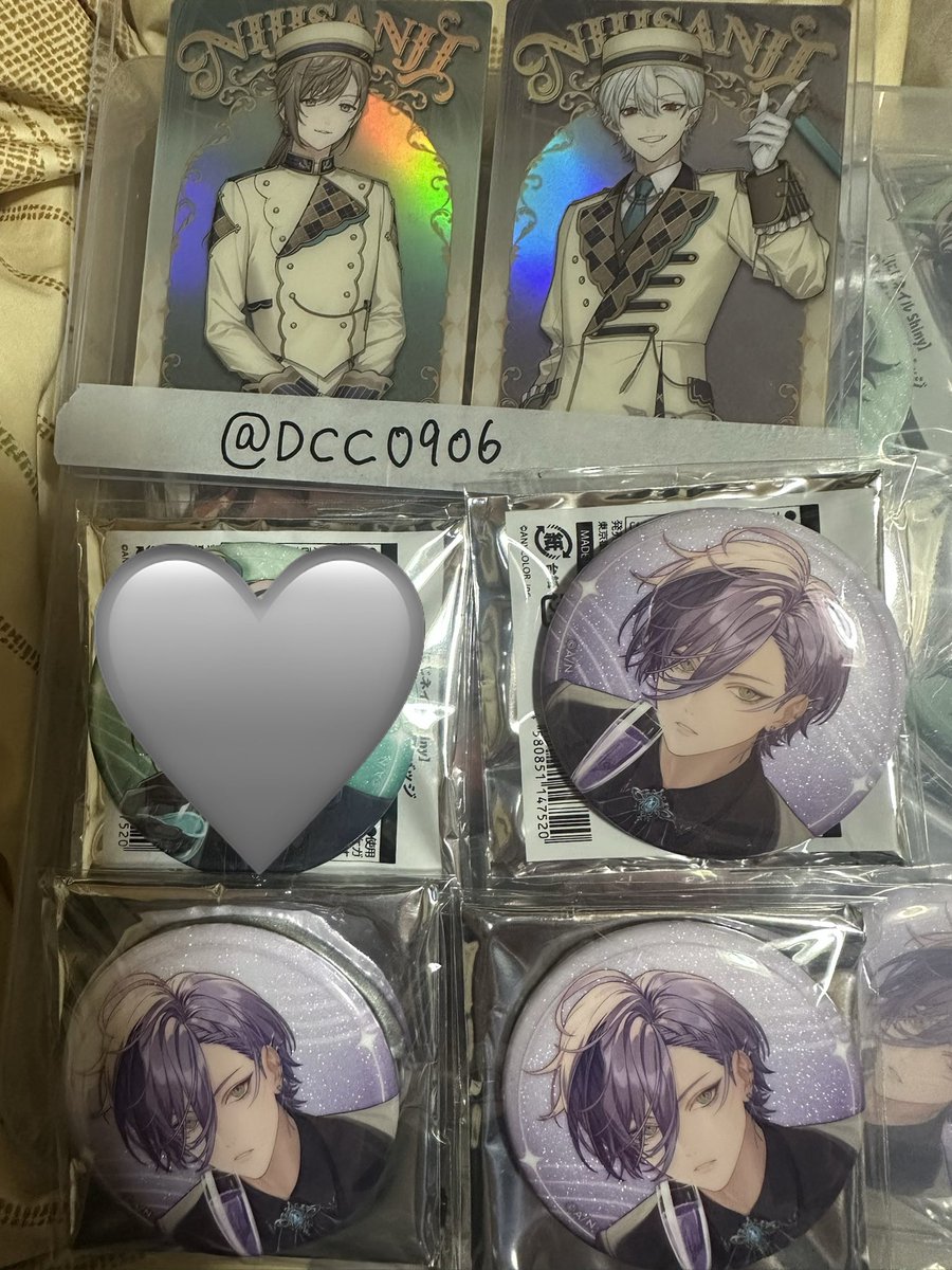 DCC0906's tweet photo. @akane_stage_kk 〇♤初めまして検索より失礼致します。
当方画像の方を所持しているのですが2段目の白い方と2:2で郵送にて交換をして頂くことは可能でしょうか？
多くお声掛けがある中恐縮ですがご検討頂けますと幸いです。
よろしくお願いいたします。♩1236
既読印は検索避けのためALTに記載しております。 https://t.co/ODLrLImxU4