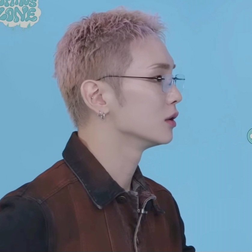 LQ_key's tweet photo. 짧머                                         긴머 https://t.co/fCoRvSAtvQ