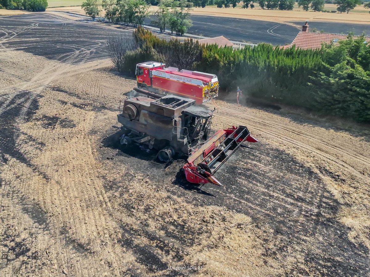 Pompiers03's tweet photo. [#INTERVENTIONS]
⚠️La journée du 27 juin a été très intense pour les pompiers de l'Allier, mobilisés sur de nombreux feux d'espaces naturels.
🔥🌳Au total, 12 feux d'espaces naturels ont été recensés sur le département, représentant 136 hectares de végétation brûlés. https://t.co/1KG49hbAVR