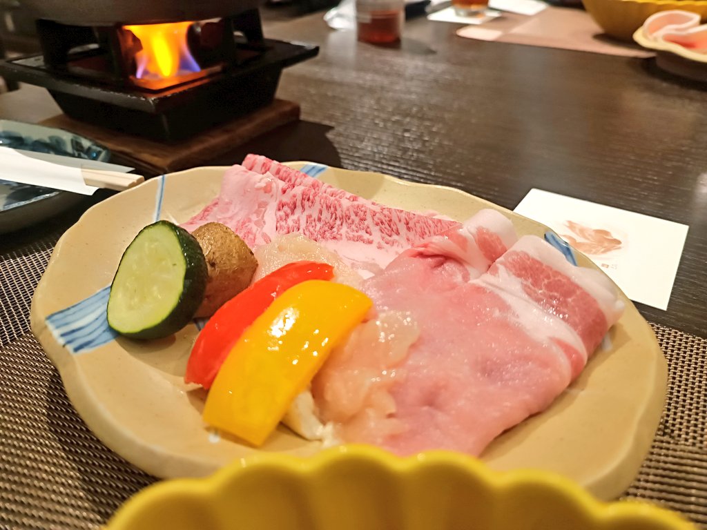 nodango_'s tweet photo. 金沢散歩からのゆのくに天祥宿泊で羽根を伸ばす回 https://t.co/3NKAUWuAvH