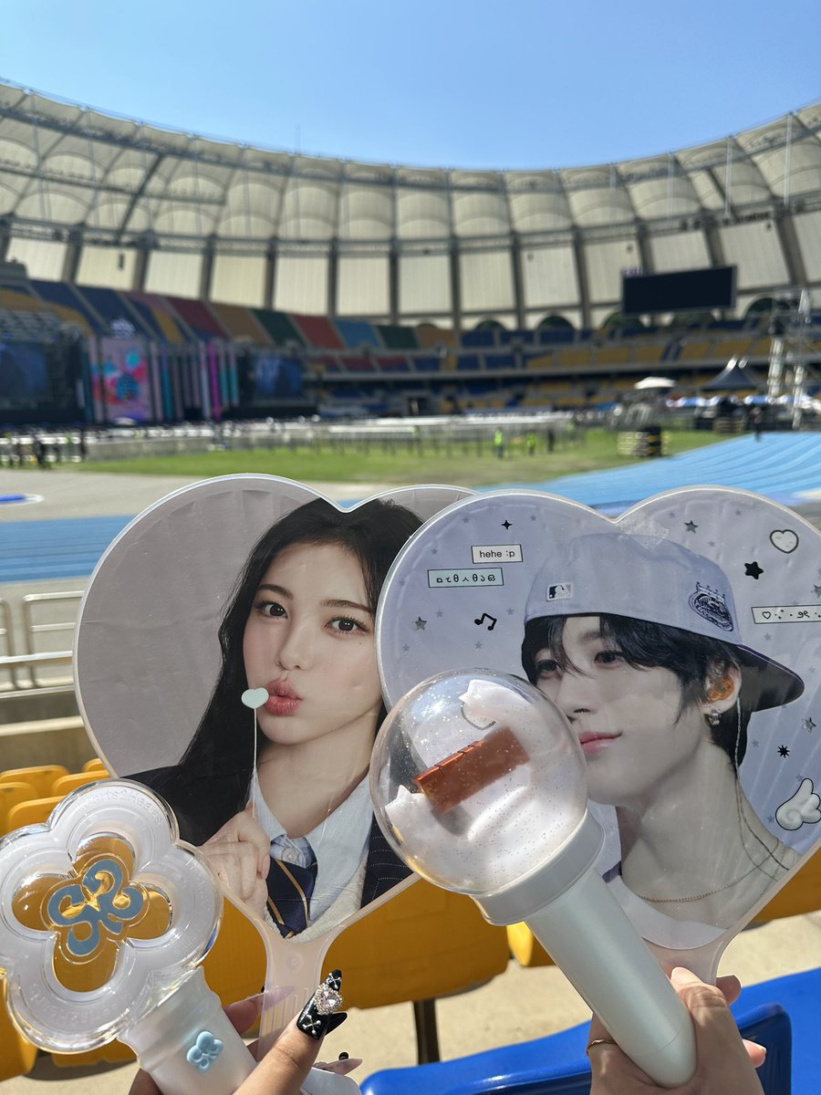 uoeeeii's tweet photo. 정말재밋엇음...............ㅠㅠ💕💕 https://t.co/RMt5YpbjIv