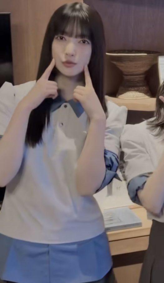 どひゃー ┏ ( ┓ .-. )┓