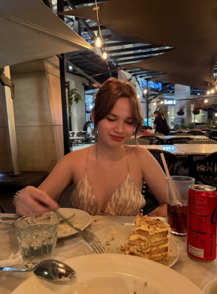 xinglali's tweet photo. POV: When you meet someone who speaks the same love language as your soul.✨ A thread:

#AshRave https://t.co/EeTAsIKmVR