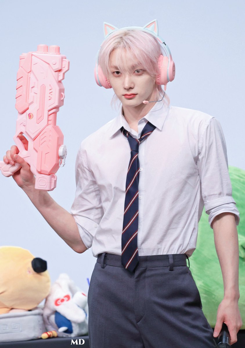 MDMDMDsh's tweet photo. 260628 

（ つ> _◕）つ︻╦̵̵͇̿̿̿̿╤───

#성호 #SUNGHO #ソンホ 
#보이넥스트도어 #BOYNEXTDOOR https://t.co/umkVccE4BF