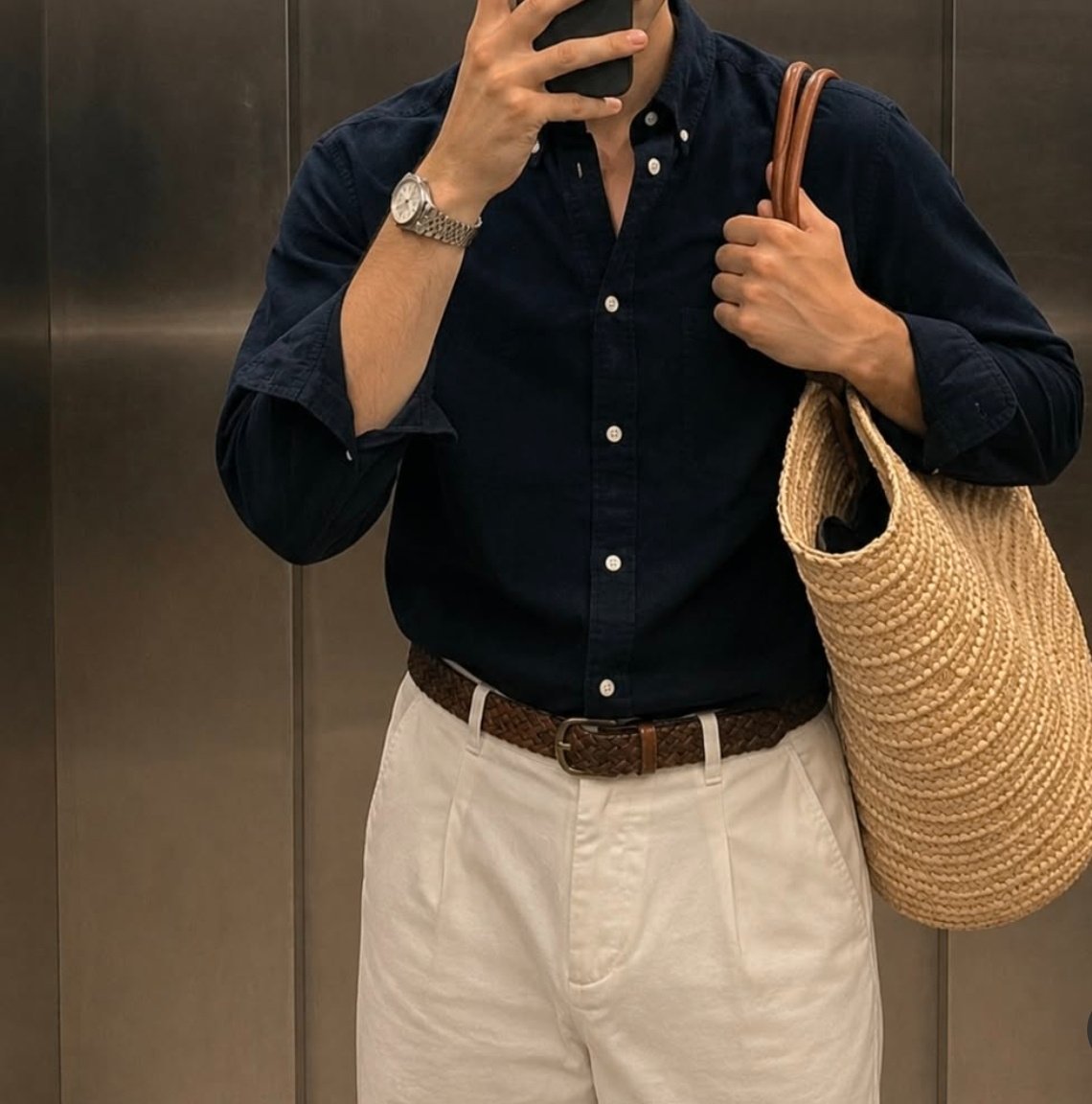 ClassyGntleman's tweet photo. A man doesn’t need more clothes—just better ones. https://t.co/rI7TgCmmMR