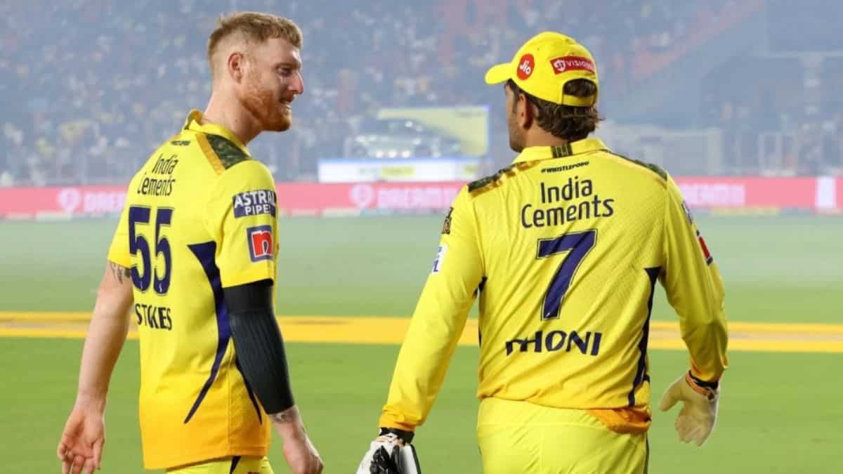 SwaraMSDian's tweet photo. He carried England on his back for years while his body was falling apart.
This one really hurts. 💔

Thank you for the unforgettable memories, Ben Stokes. A once in a generation cricketer. A true warrior. A proper GOAT. 🏴󠁧󠁢󠁥󠁮󠁧󠁿🐐🔥 https://t.co/y1q9gQYLDJ