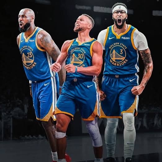 brasilcoast2's tweet photo. Agora é o seguinte.

Draymond Green fez o que tinha que ser feito. 

Ele deixa claro que está disposto a aceitar uma redução salarial para ficar no Warriors.

Golden State se encontra na melhor posição possível para buscar Lebron na FA e AD via troca.

Vamos ver… https://t.co/vPxLPypSFZ
