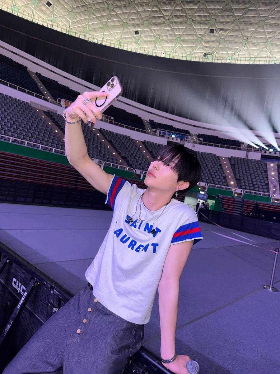 SFT02NICHOLAS's tweet photo. https://t.co/yVPJYmwGPB