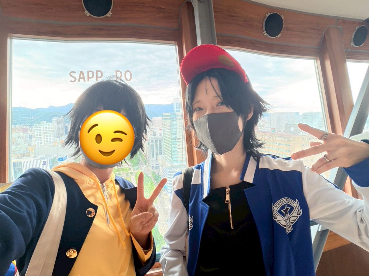 SHIGUctod's tweet photo. サツコスで展望台に登って高さにビビりながら取った一枚📸
顔ひきつってて笑った😂

初めてアフターDJの方にも参加したけど楽しかったー！🪩✨ https://t.co/883l0nVpTb
