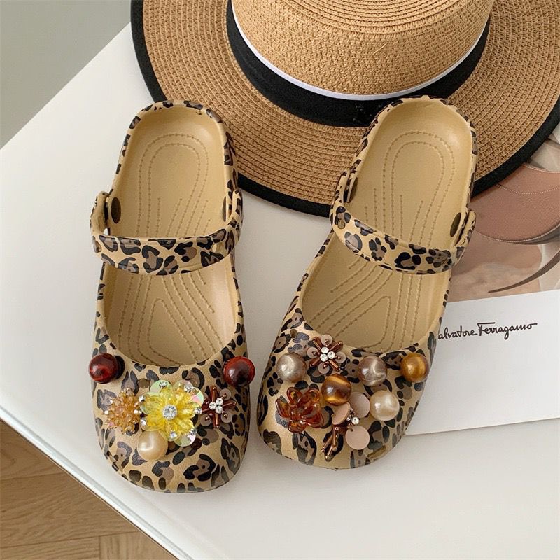 Ronkies_'s tweet photo. Luxe ballet crocs

Size 36,37,38,39,40 and 41*

Price: 29,000

Top Notch Quality 📌*

EFCC Tobi Amusan Liam Rosenior Cheating https://t.co/aneJpckcYn