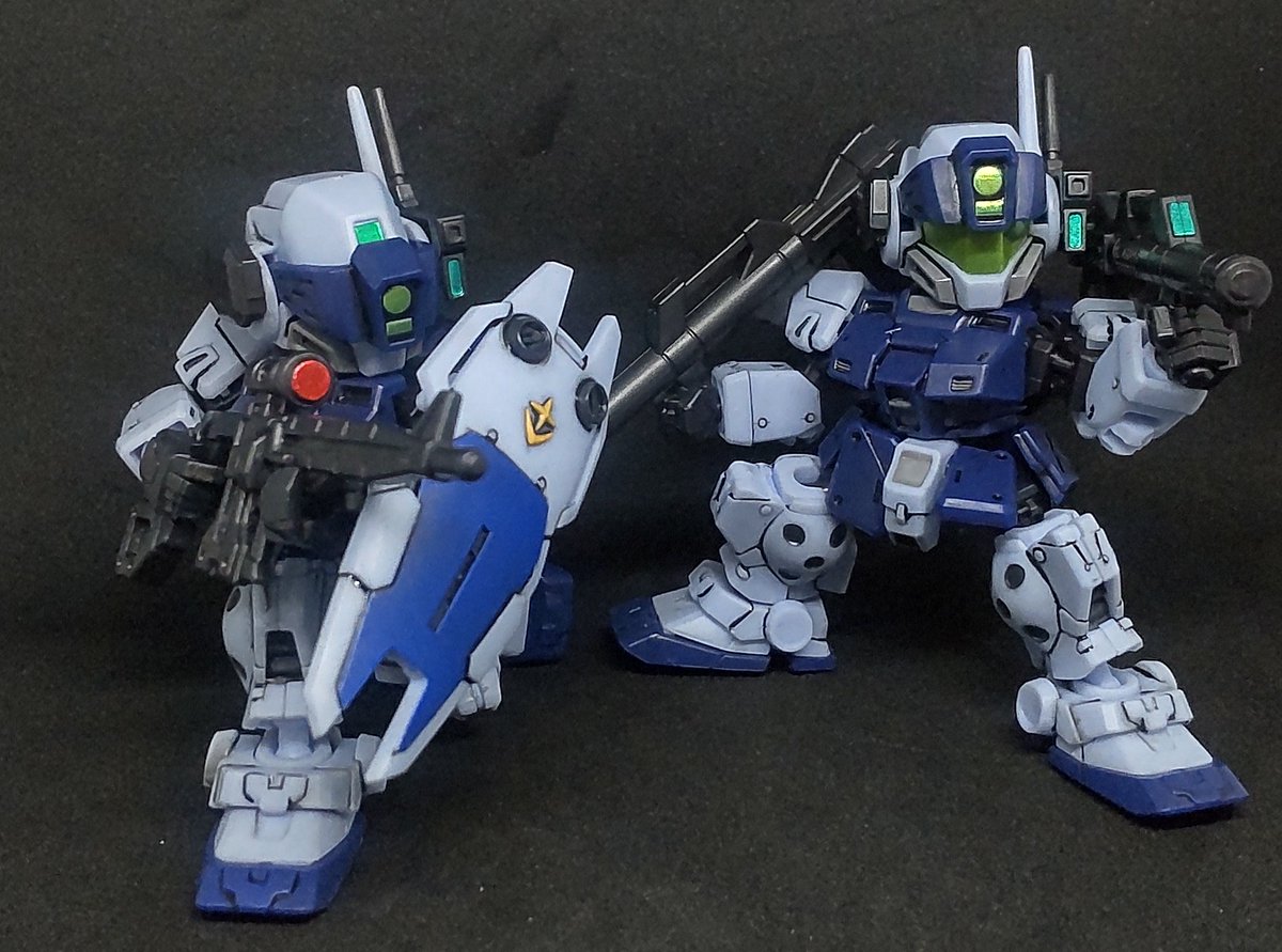 VanillaHop803's tweet photo. モビリティジョイント、ジム・スナイパーⅡだけ回収し製作。
買ったのも久々で何かワシが知ってるクオリティじゃ無くなってて驚き、いつの間にか足裏もちゃんとしてる様になってんだこれ……
ただ唯一の不満点はLBR入ってるのにバルカンポッドが無い事、なのでMk-Ⅱ用のを改造して取っつけました。 https://t.co/Nrh4l1Ii06