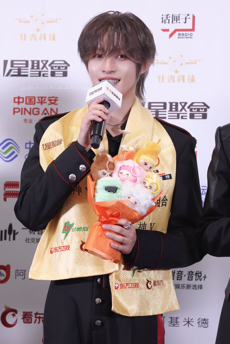 Aprilrippling__'s tweet photo. member of the most popular group
#WayV #威神V #웨이션브이 
#양양 #YangYang #ヤンヤン https://t.co/vVeOrsSGu8