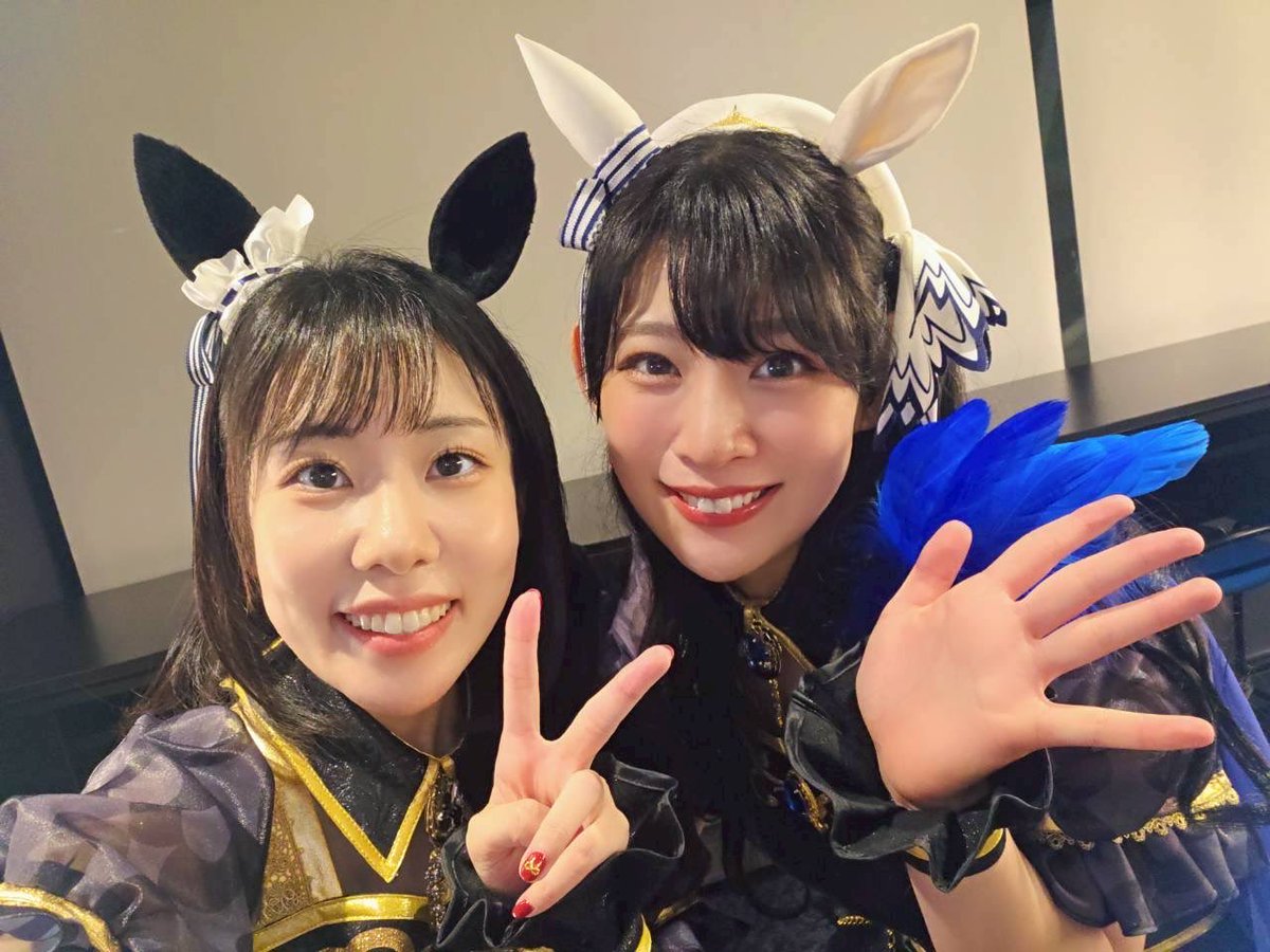 shimano_hana's tweet photo. 📸③ #ウマ娘7th東京D2
エイシンフラッシュ役 藤野彩⽔さん
ローズキングダム役 菊池ゆりなちゃん
ルーラーシップ役 海野⽔⽟ちゃん
フォーエバーヤング役 海⼸シュリちゃん
#ウマ娘 https://t.co/D1apXFEBlj